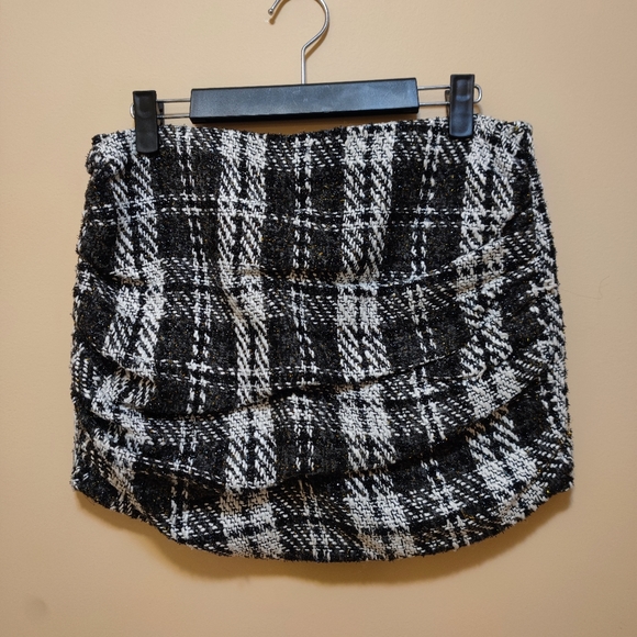 Spring / Fall Mini Skirt - Picture 7 of 13